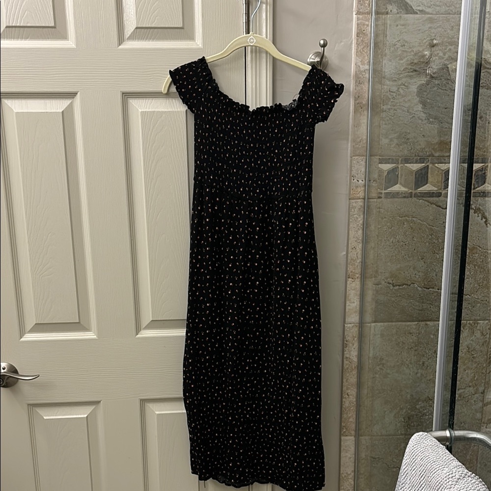 Forever 21 Black and White Ruffled A-line Midi Dress